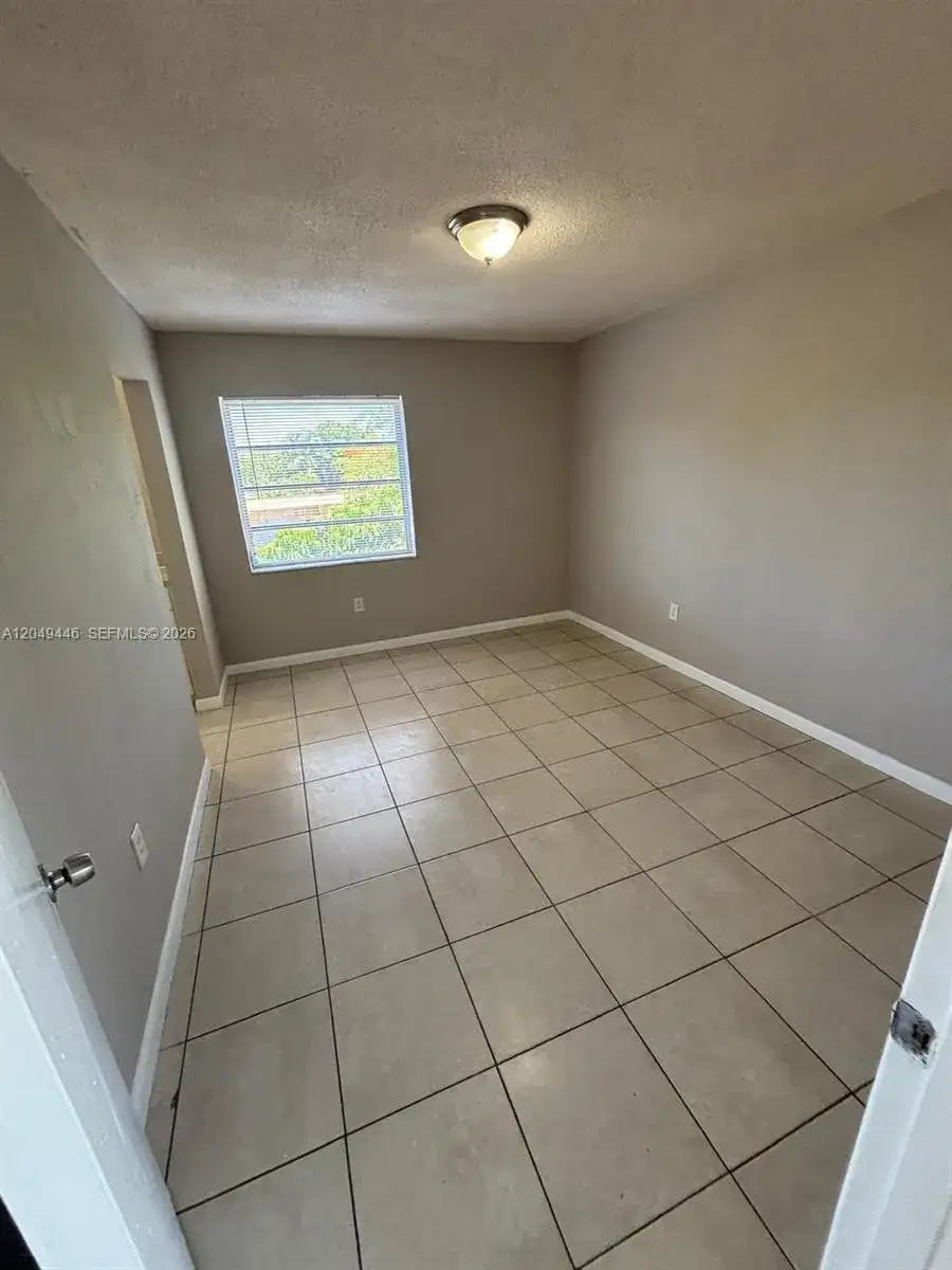 3050 S Dixie Hwy # 402, Miami FL 33133 photo 3