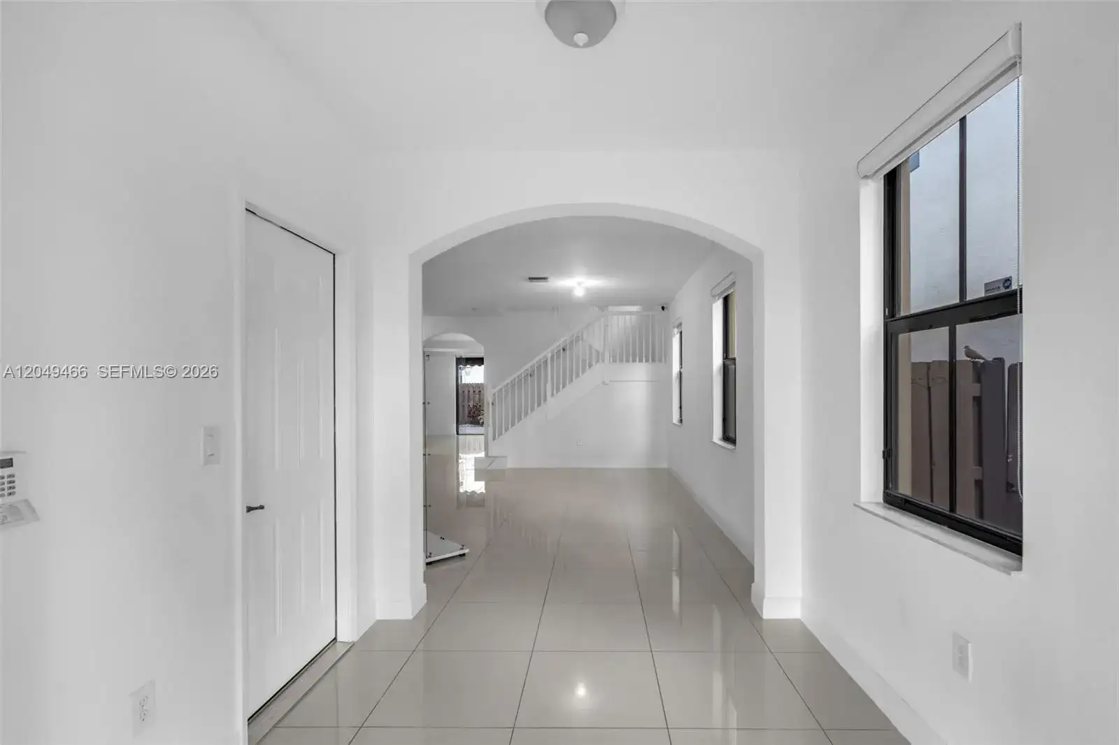 8850 NW 99th Path, Doral FL 33178 photo 2
