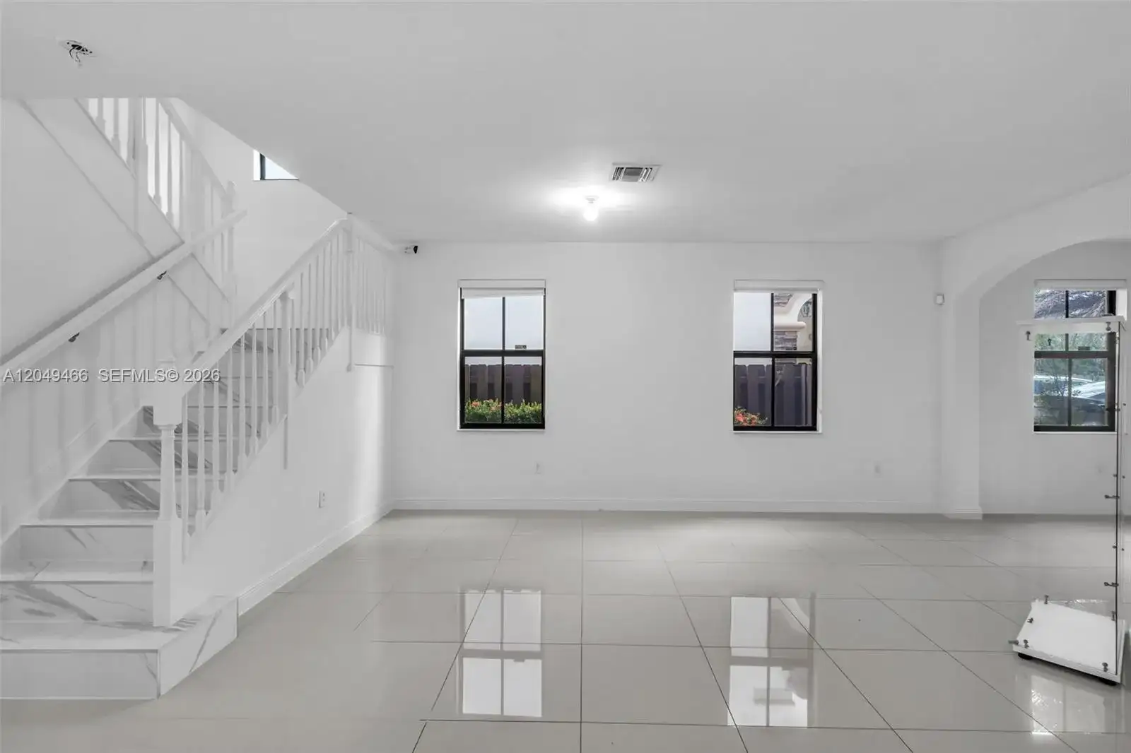 8850 NW 99th Path, Doral FL 33178 photo 3