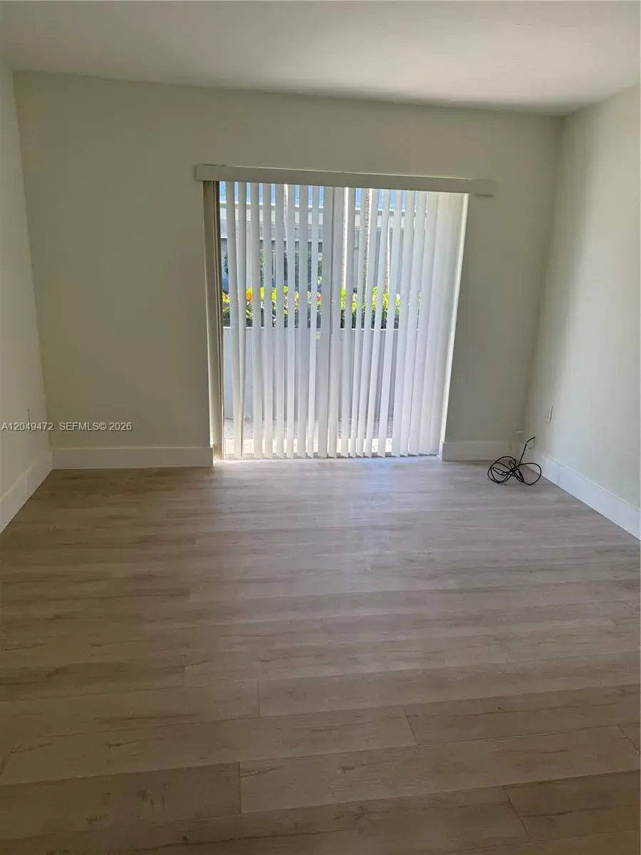 7403 SW 82nd St # 109N, Miami FL 33143