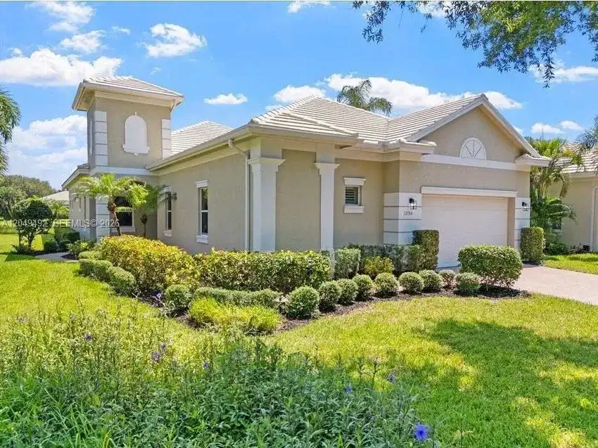 1254 River Reach Dr, Vero Beach FL 32967