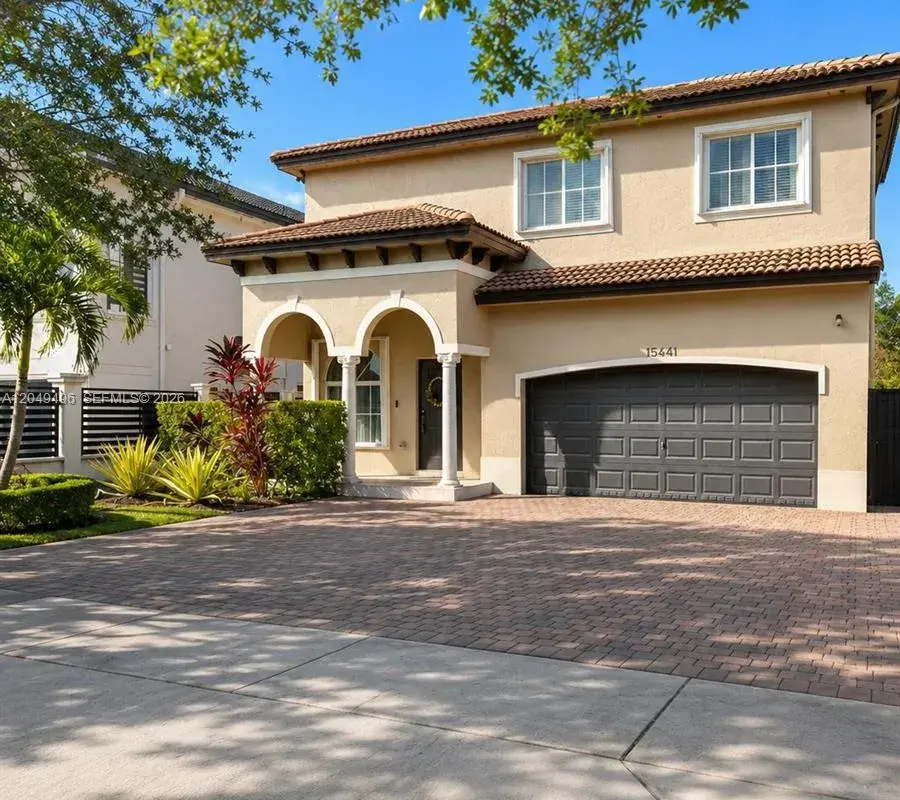 15441 SW 11th Ter, Miami FL 33194