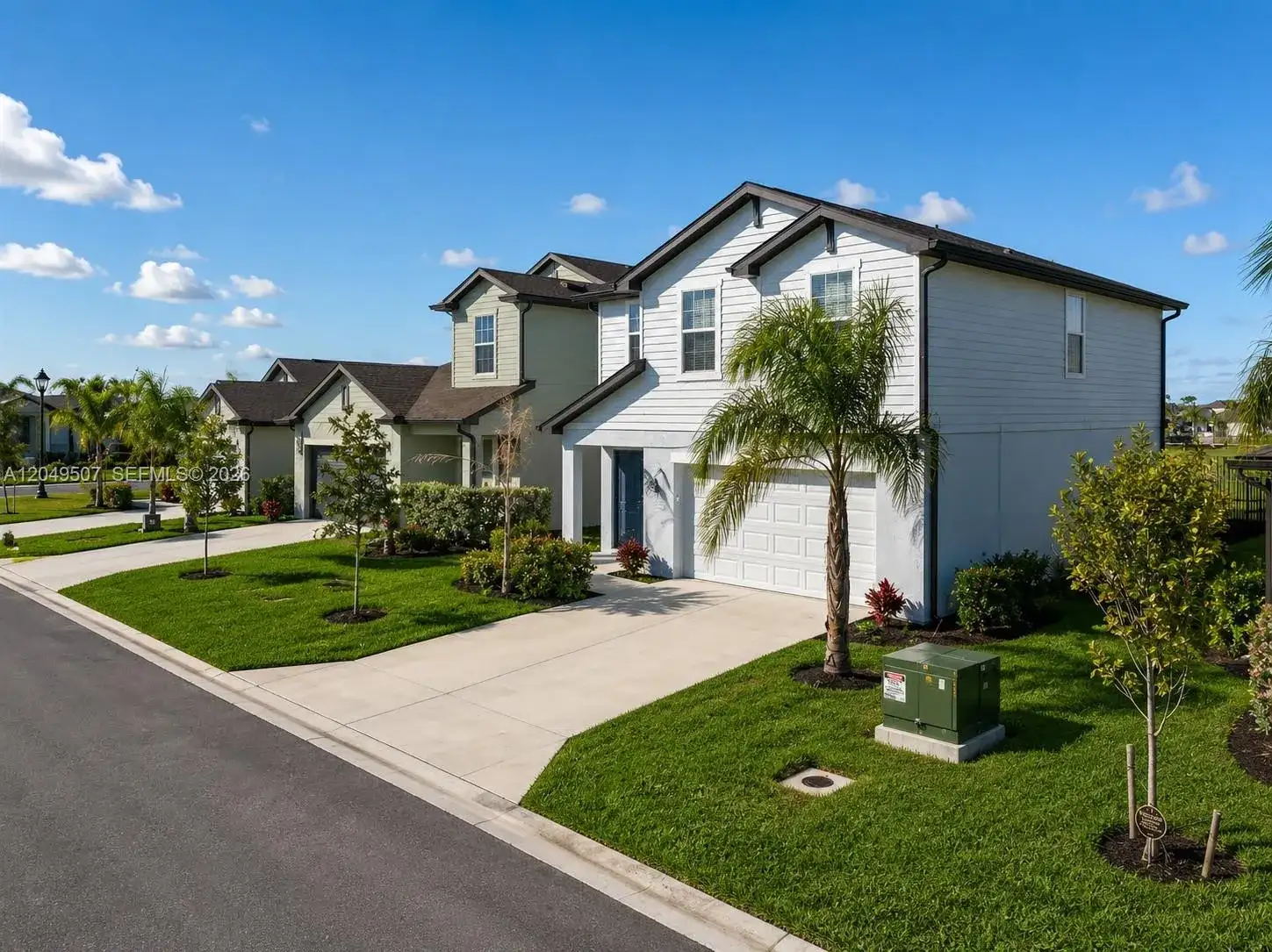 17809 BELFORTE COURT, North Fort Myers FL 33917 photo 2