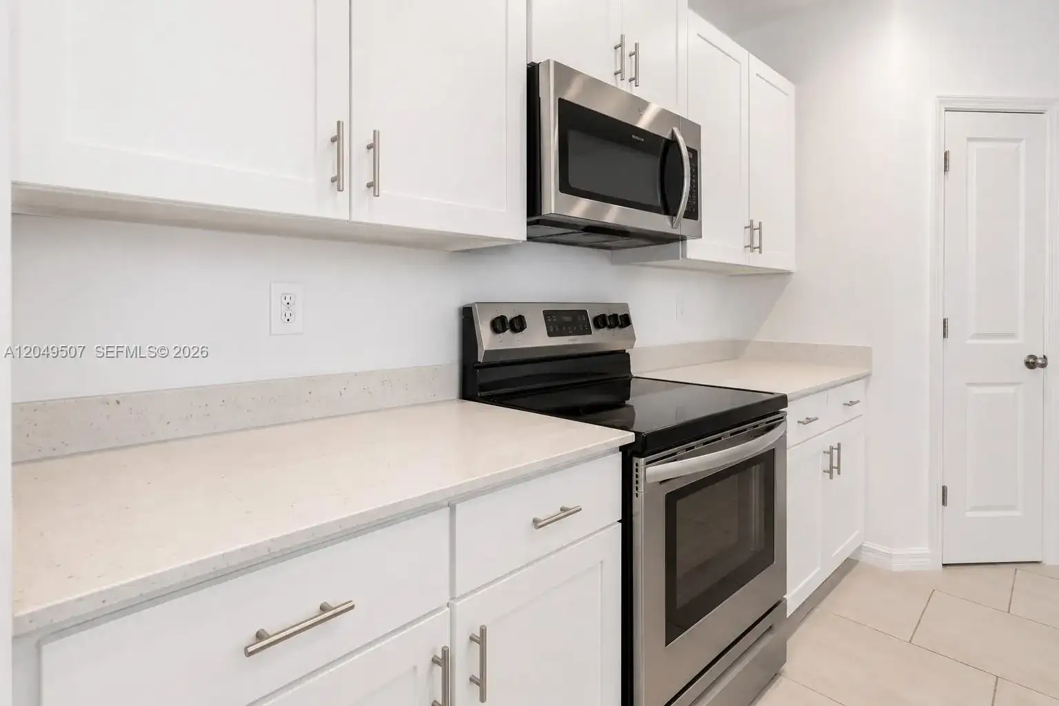17809 BELFORTE COURT, North Fort Myers FL 33917 photo 4
