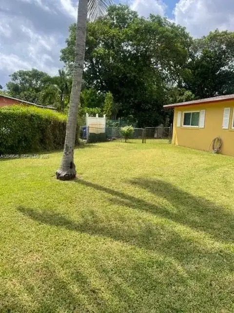 1400 NW 15th Ct, Fort Lauderdale FL 33311 photo 5