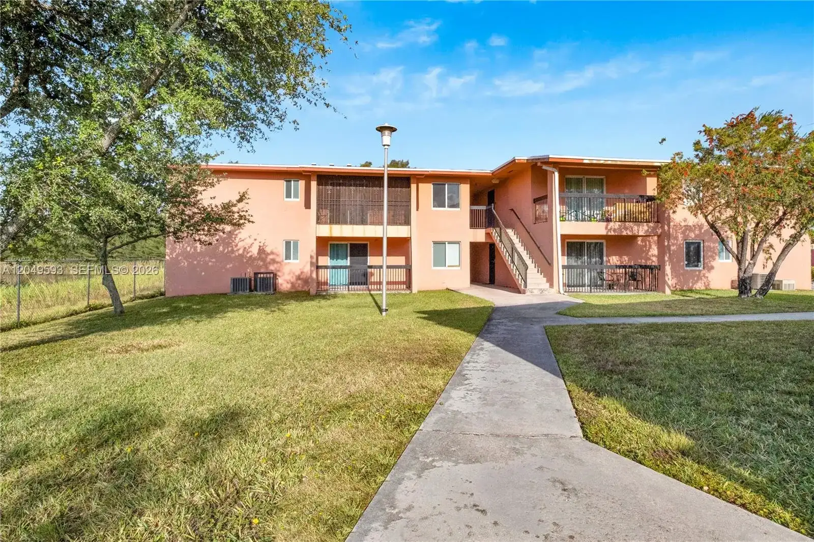 2020 NW 119th St # 1122, Miami FL 33167 photo 4