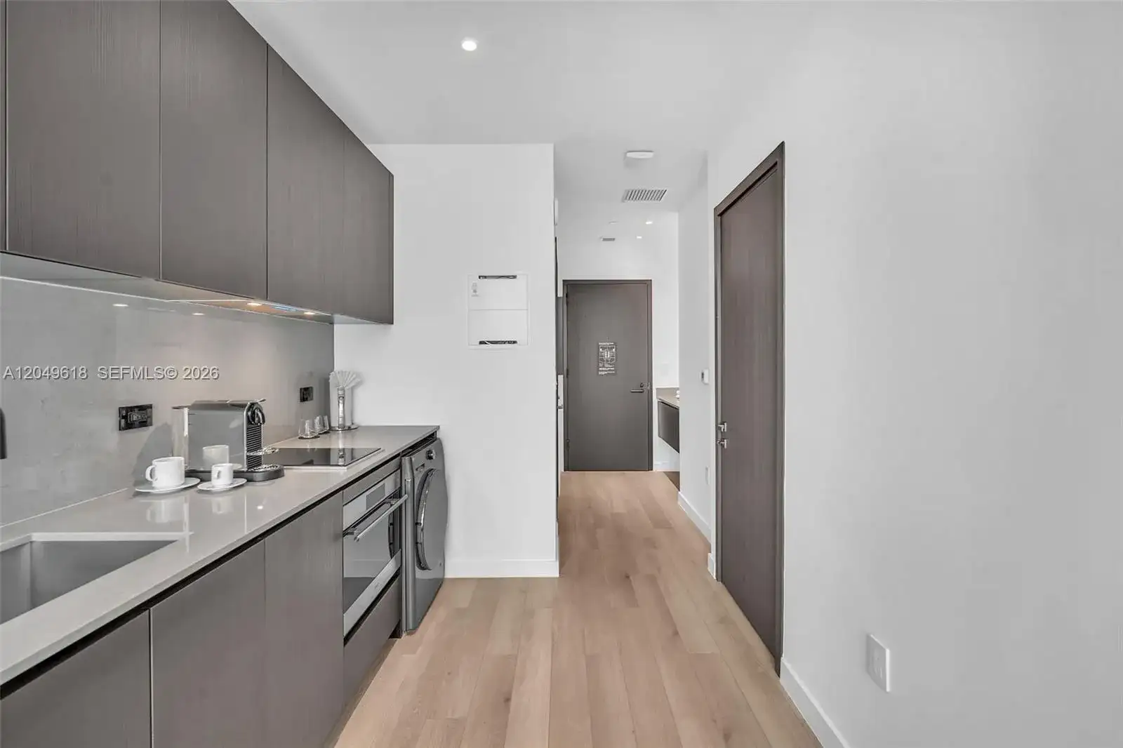 20 NE 11th St # 4607A, Miami FL 33132 photo 4