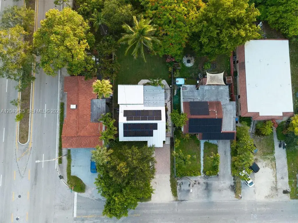 1305 NW 5th Ave, Fort Lauderdale FL 33311
