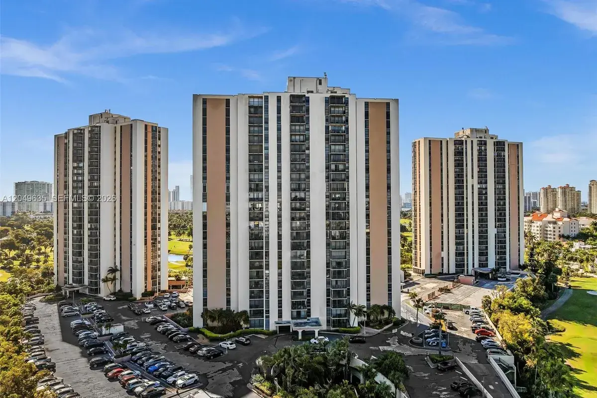 20301 W Country Club Dr # 622, Aventura FL 33180