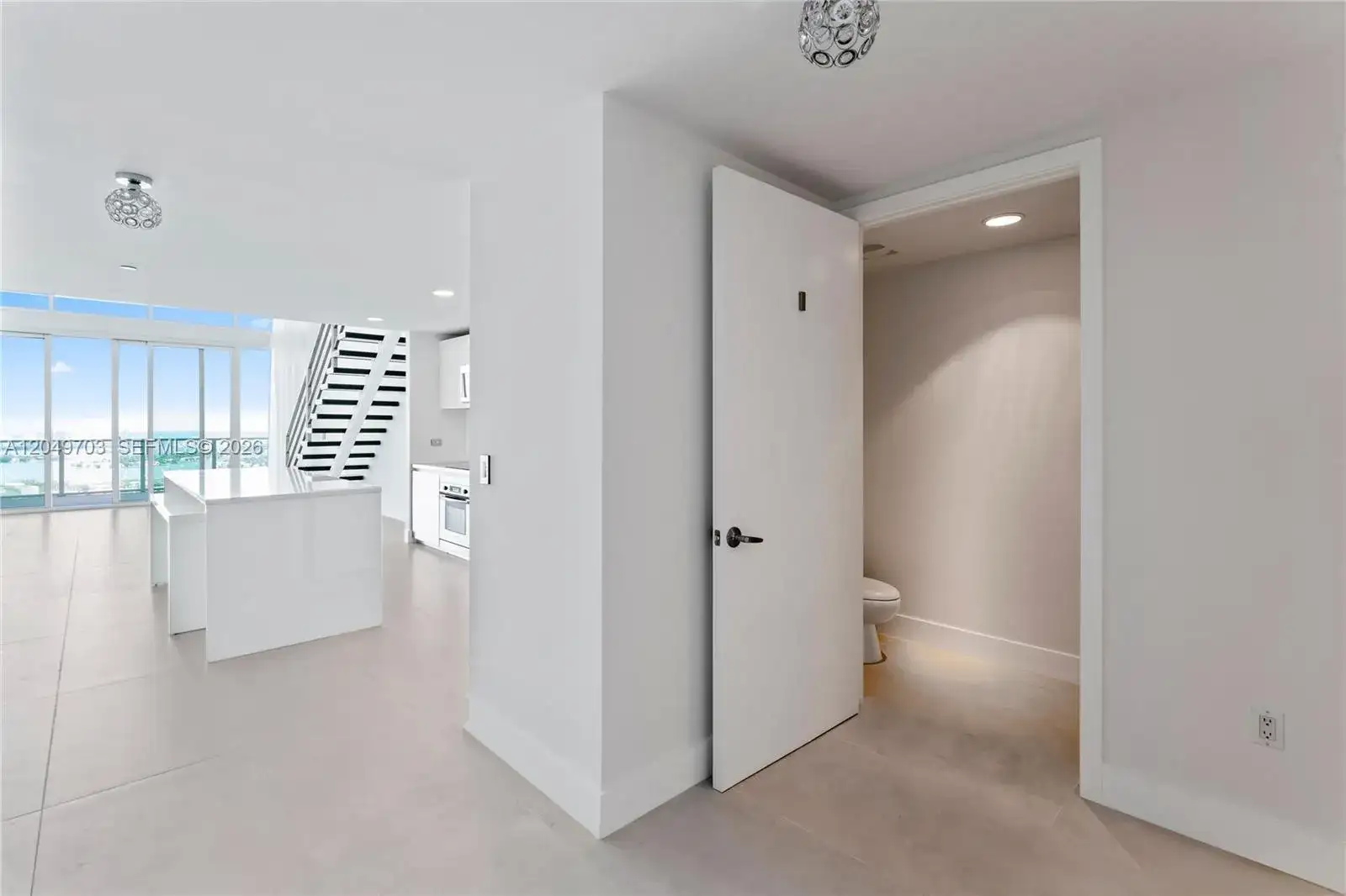 1040 Biscayne Blvd # 3802, Miami FL 33132 photo 3