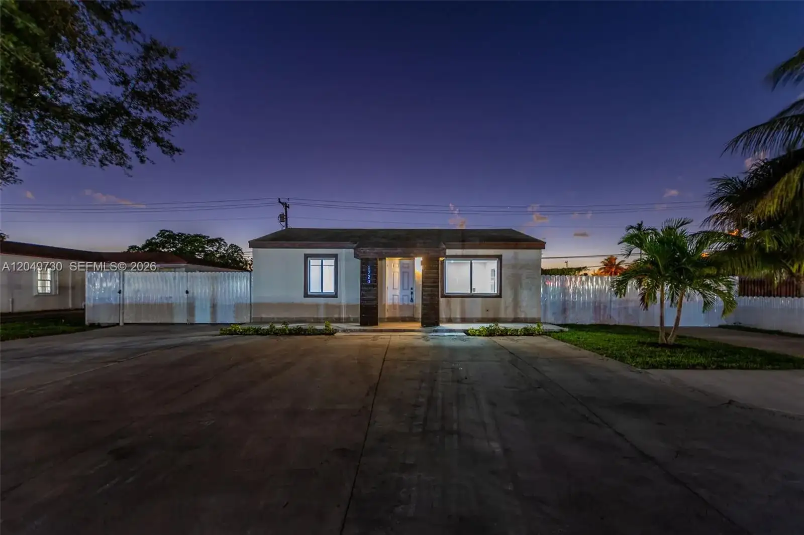 1720 SW 67th St, Miami FL 33155 photo 2