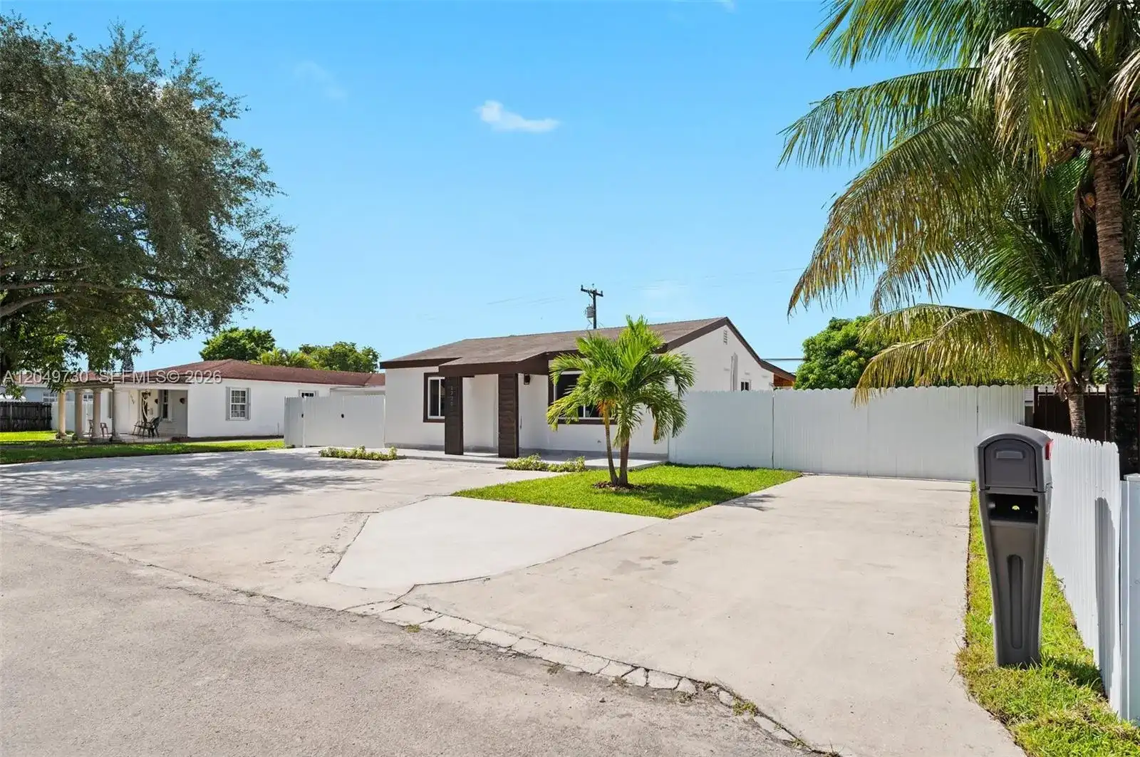 1720 SW 67th St, Miami FL 33155 photo 3