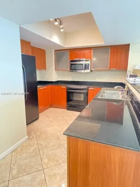 16699 Collins Ave # 3910, Sunny Isles Beach FL 33160