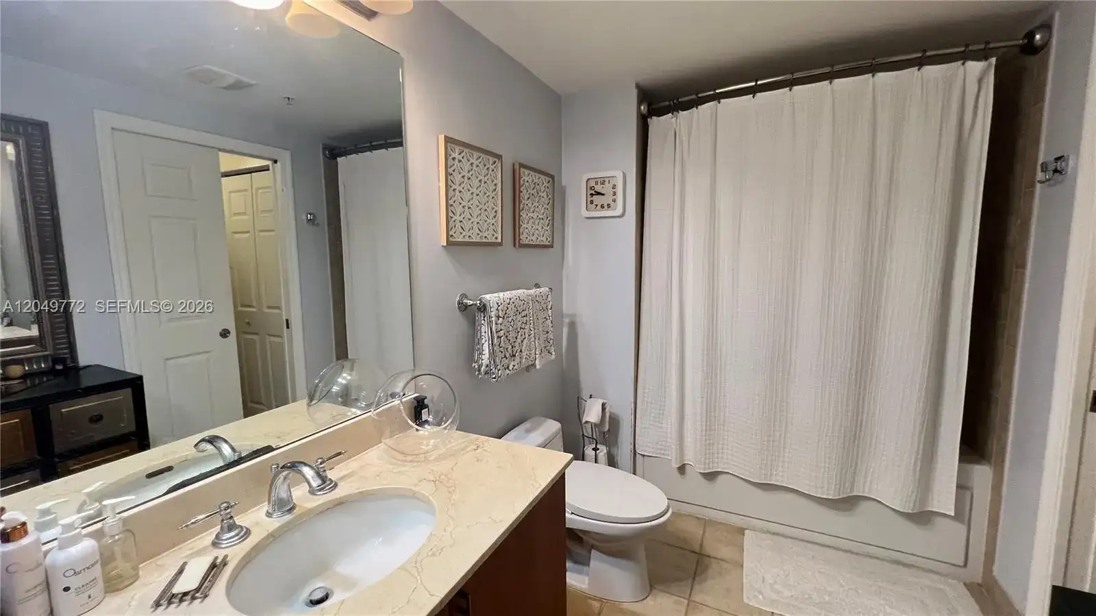 888 Douglas # 806, Coral Gables FL 33134 photo 3