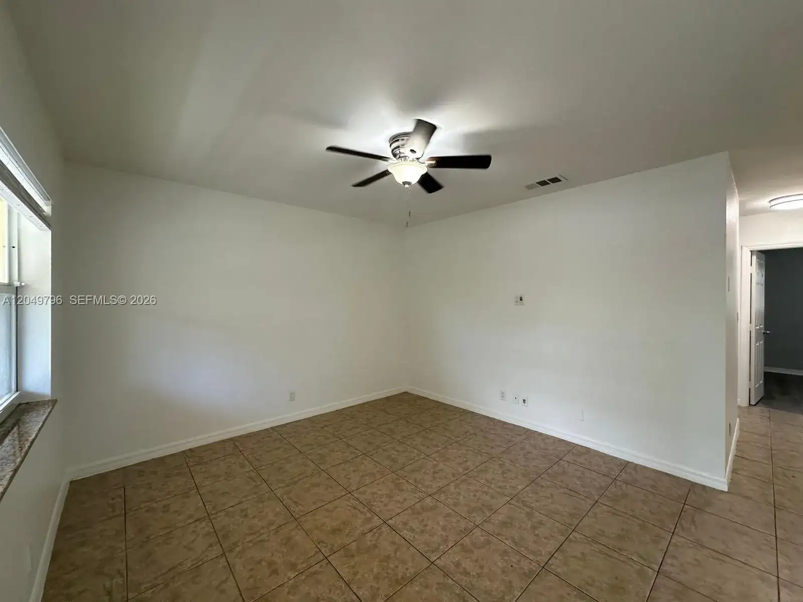 2640 NE 8th Ave # 17, Wilton Manors FL 33334 photo 2