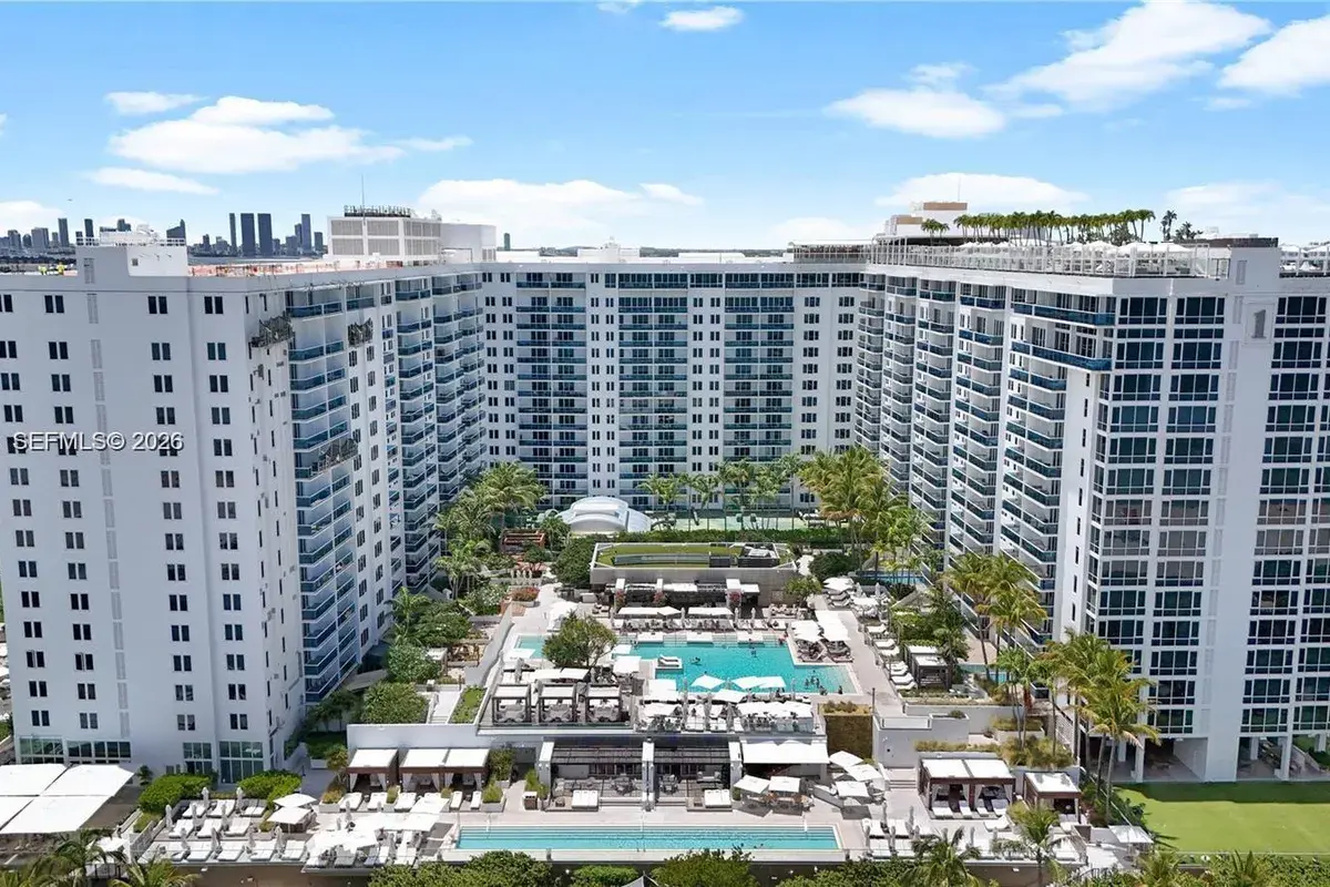 2301 Collins Ave # 414, Miami Beach FL 33139