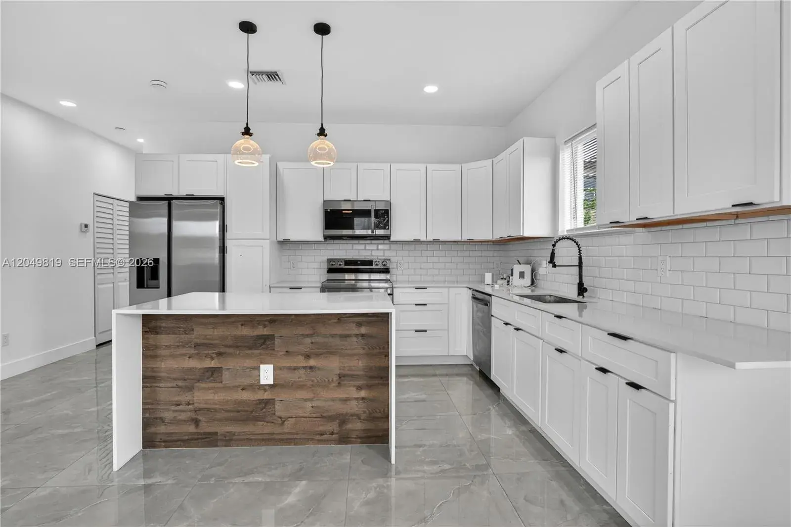 655 NW 24th ave, Fort Lauderdale FL 33311