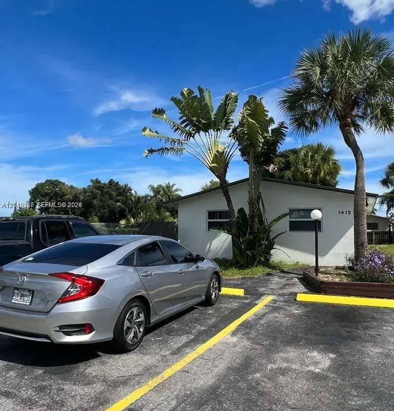 1412 SW 41st Ave, Fort Lauderdale FL 33317