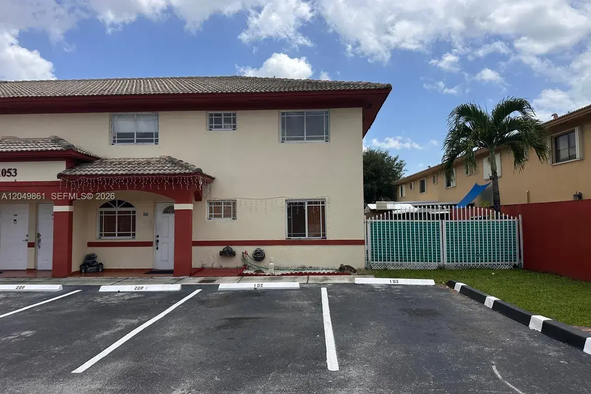 11053 W Okeechobee Rd # 102, Hialeah Gardens FL 33018