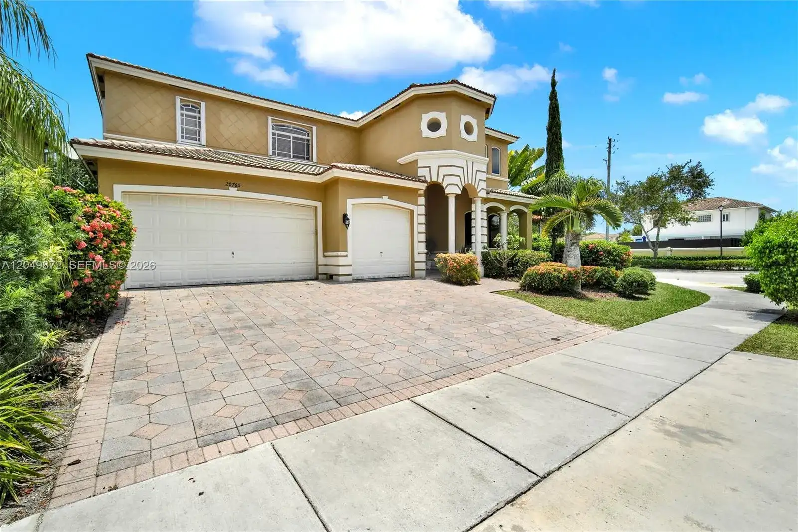 20765 SW 89th Ave, Cutler Bay FL 33189 photo 2