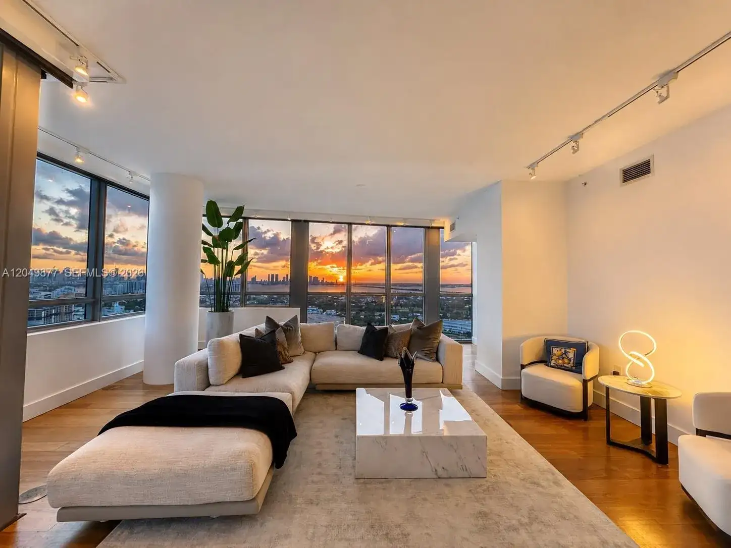 101 20th St # 3501, Miami Beach FL 33139 photo 3