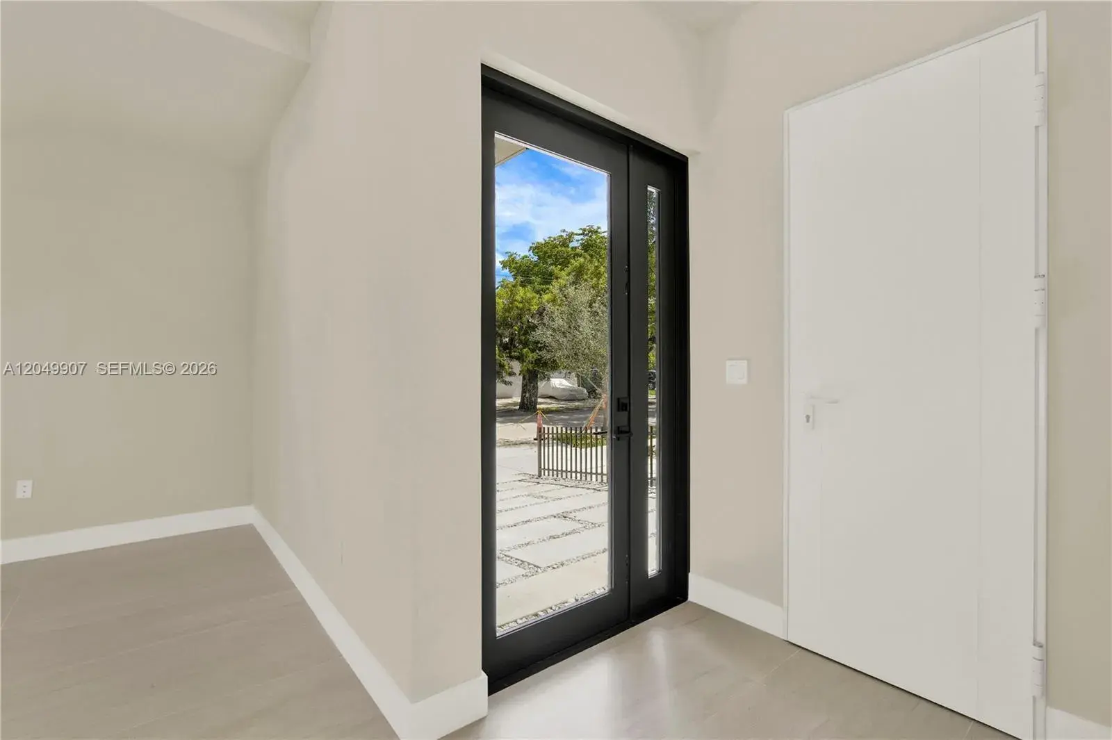 3437 SW 29th St # 3437, Miami FL 33133