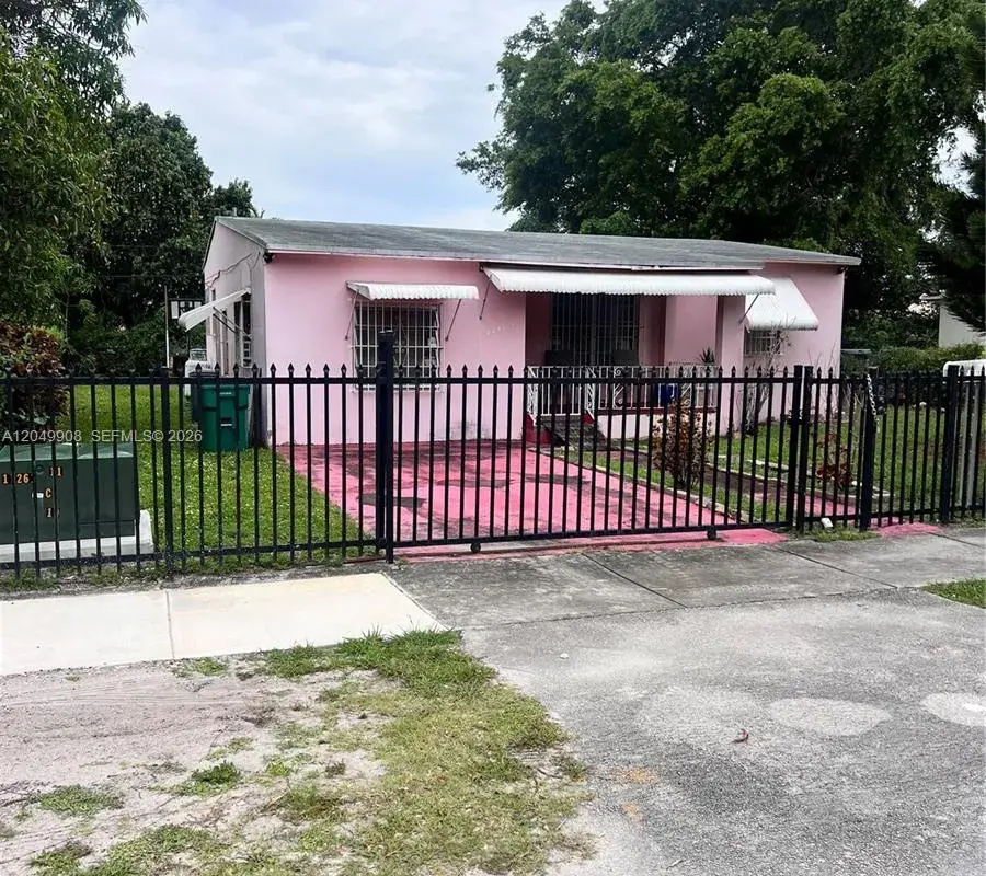 2251 NW 93rd Ter, Miami FL 33147