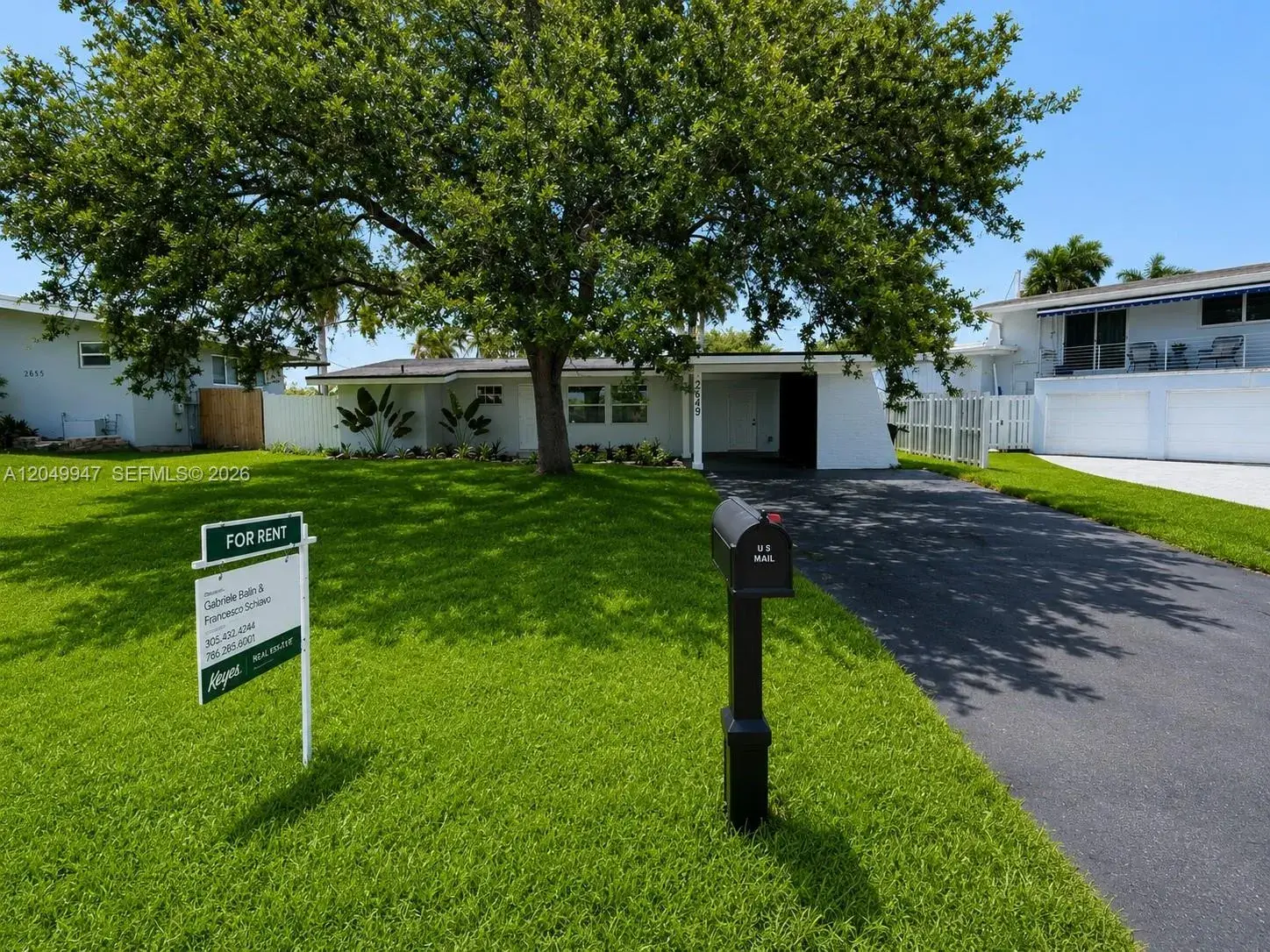 2649 Key Largo Ln, Fort Lauderdale FL 33312