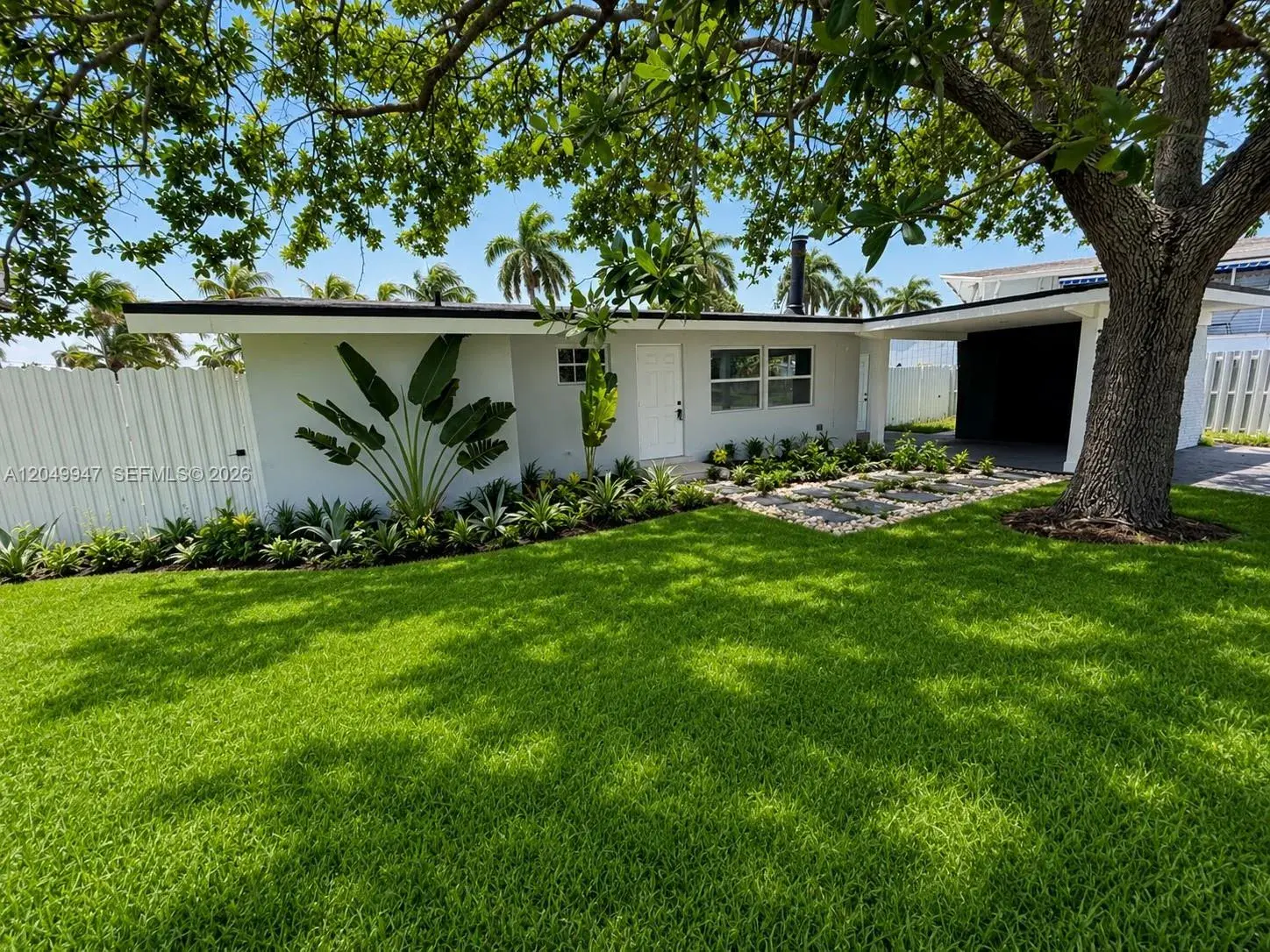 2649 Key Largo Ln, Fort Lauderdale FL 33312