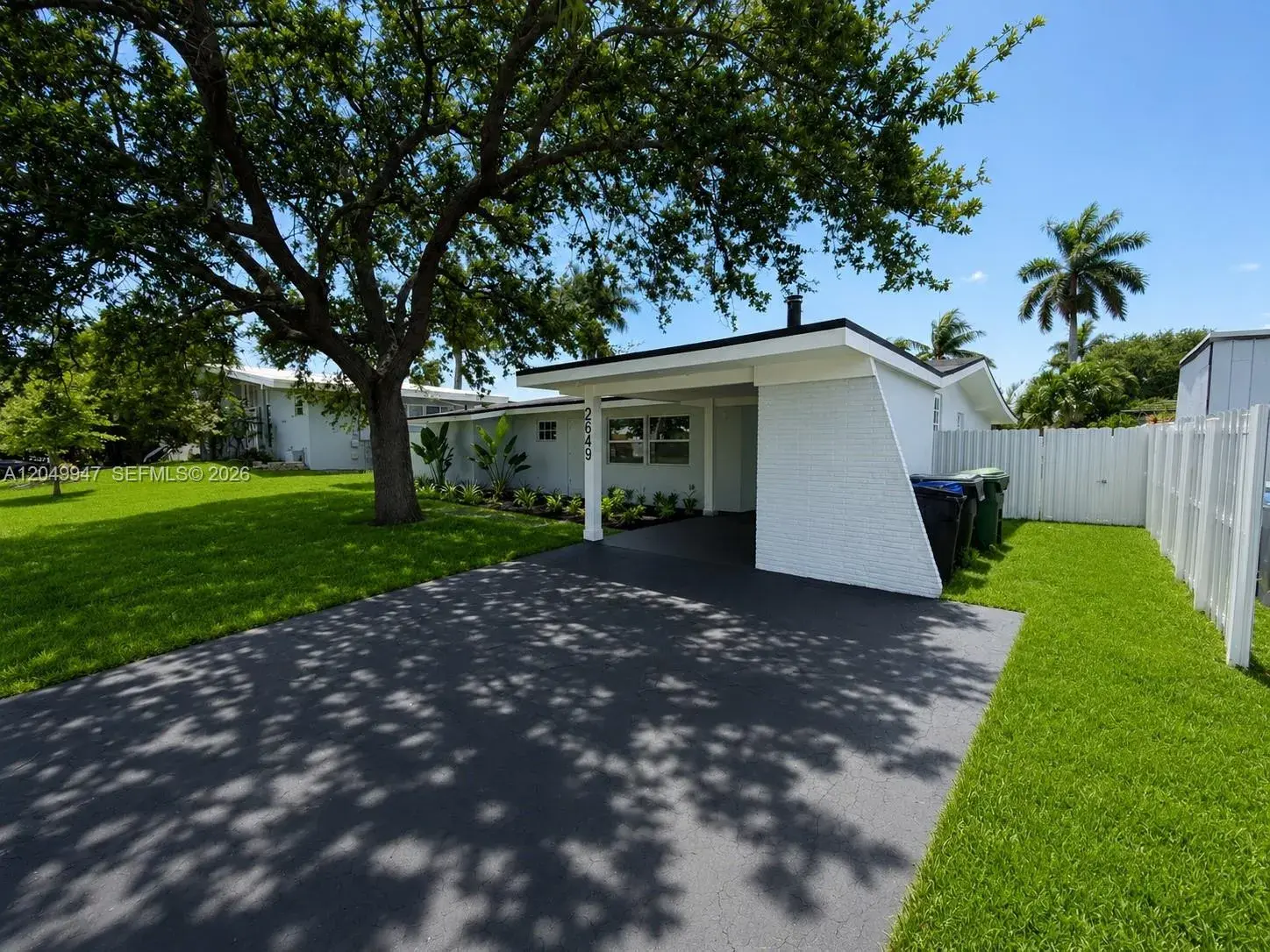 2649 Key Largo Ln, Fort Lauderdale FL 33312