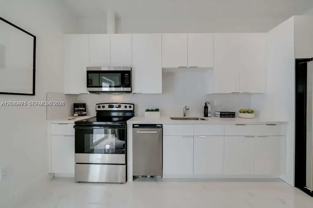 2936 NW 27th St # 2936, Miami FL 33142 photo 3