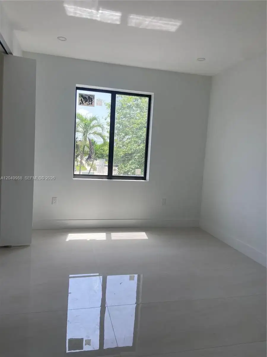 3730 SW 28th St, Miami FL 33134 photo 5