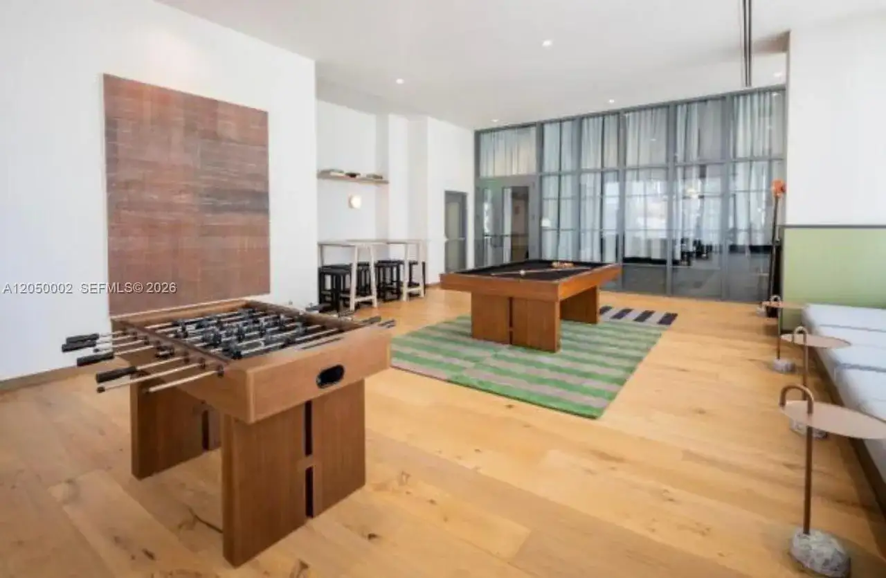 11 NE 6th St # 1506, Miami FL 33132 photo 4
