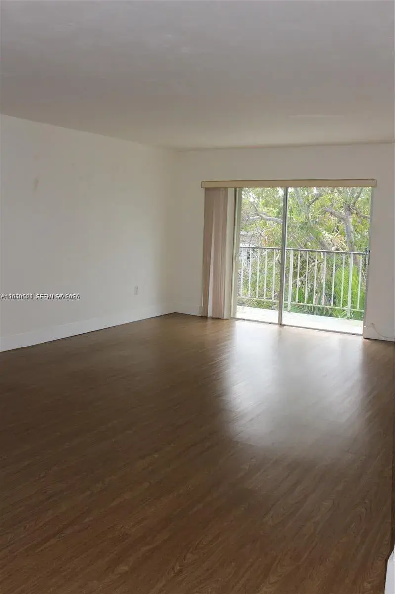 9611 SW 77th Ave # 306A, Miami FL 33156