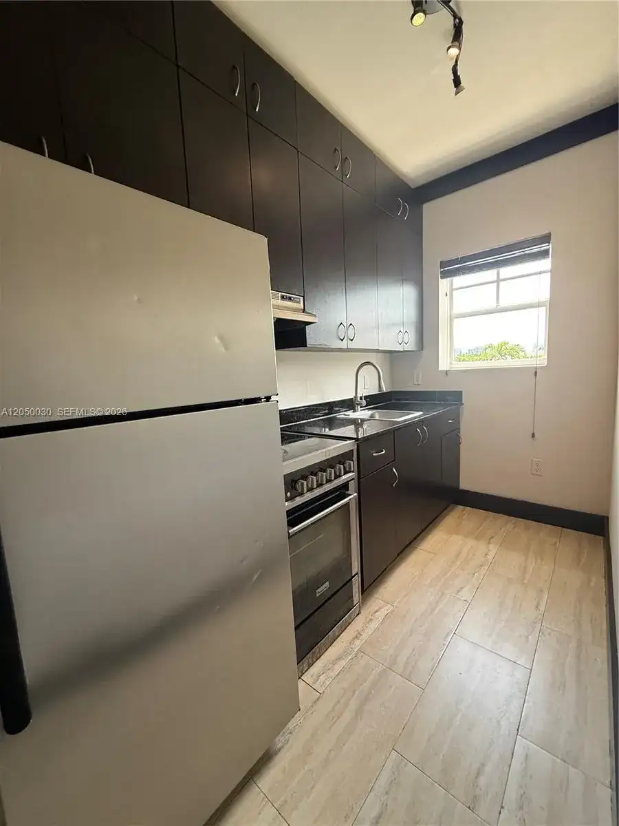 1330 Pennsylvania Ave # 307, Miami Beach FL 33139 photo 2