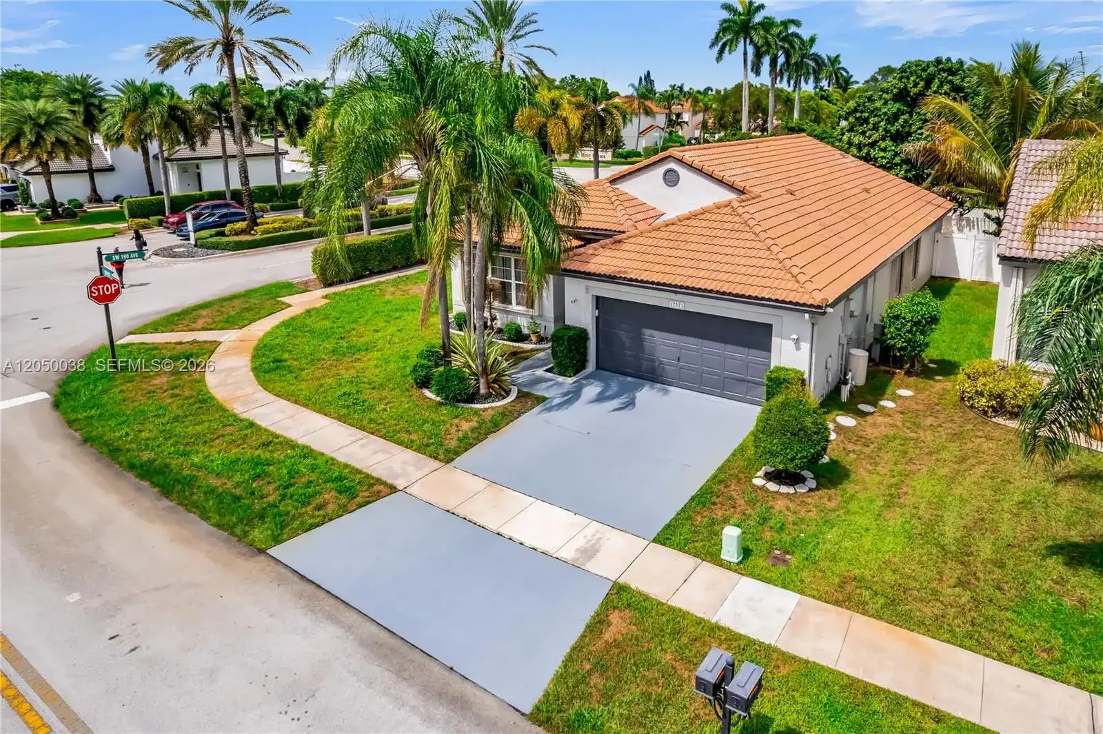 17971 SW 12th Ct, Pembroke Pines FL 33029