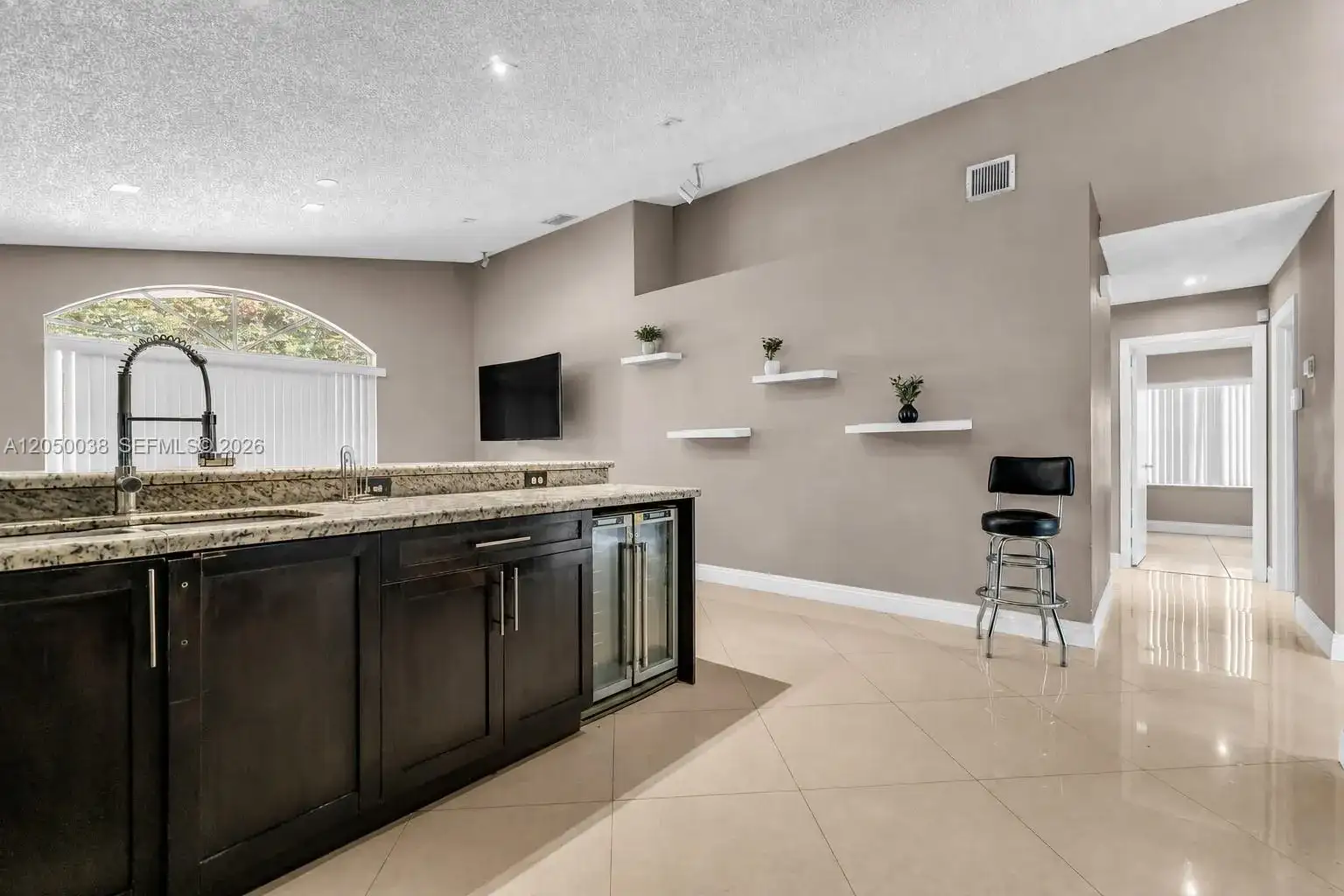 17971 SW 12th Ct, Pembroke Pines FL 33029 photo 2