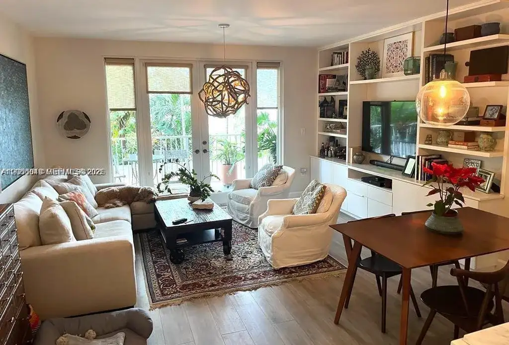 3540 Main Hwy # 204, Miami FL 33133 photo 2