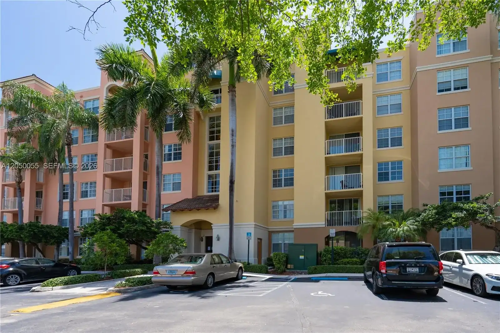 19555 E Country Club Dr # 8405, Aventura FL 33180
