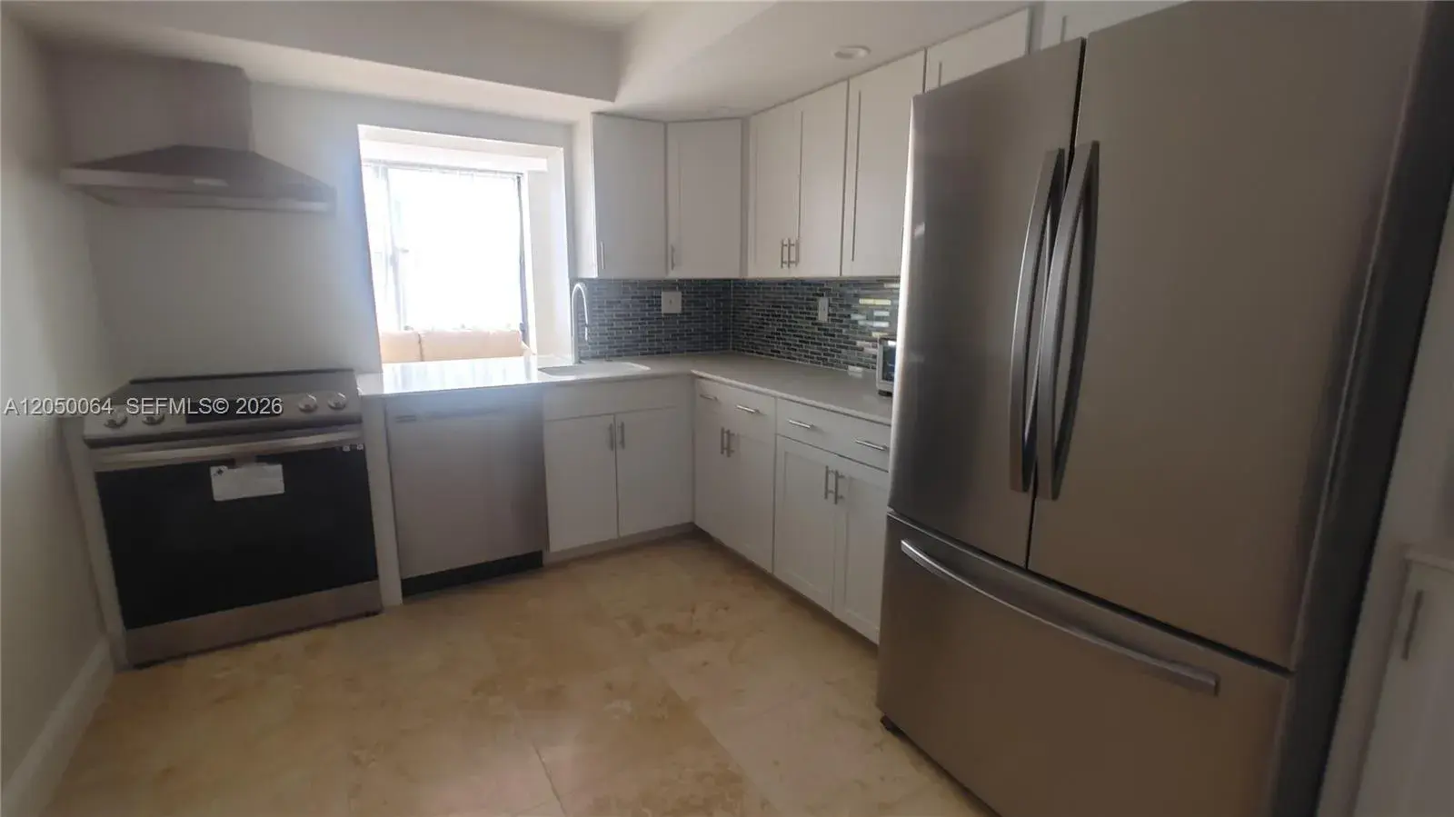 1000 Parkview Dr # 125, Hallandale Beach FL 33009