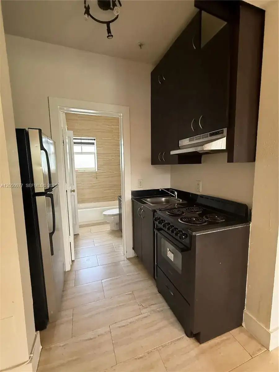 1330 Pennsylvania Ave # 303, Miami Beach FL 33139 photo 4