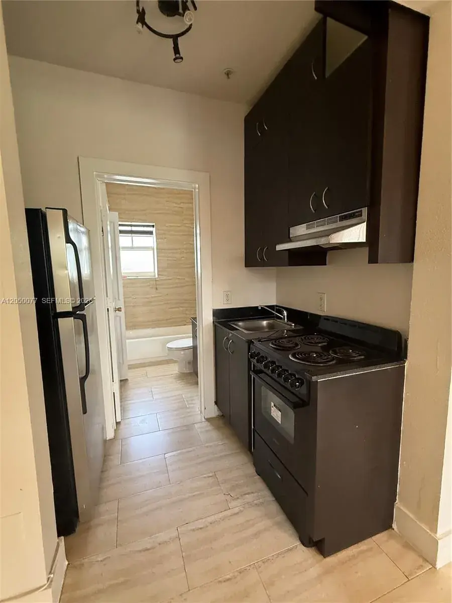1330 Pennsylvania Ave # 303, Miami Beach FL 33139