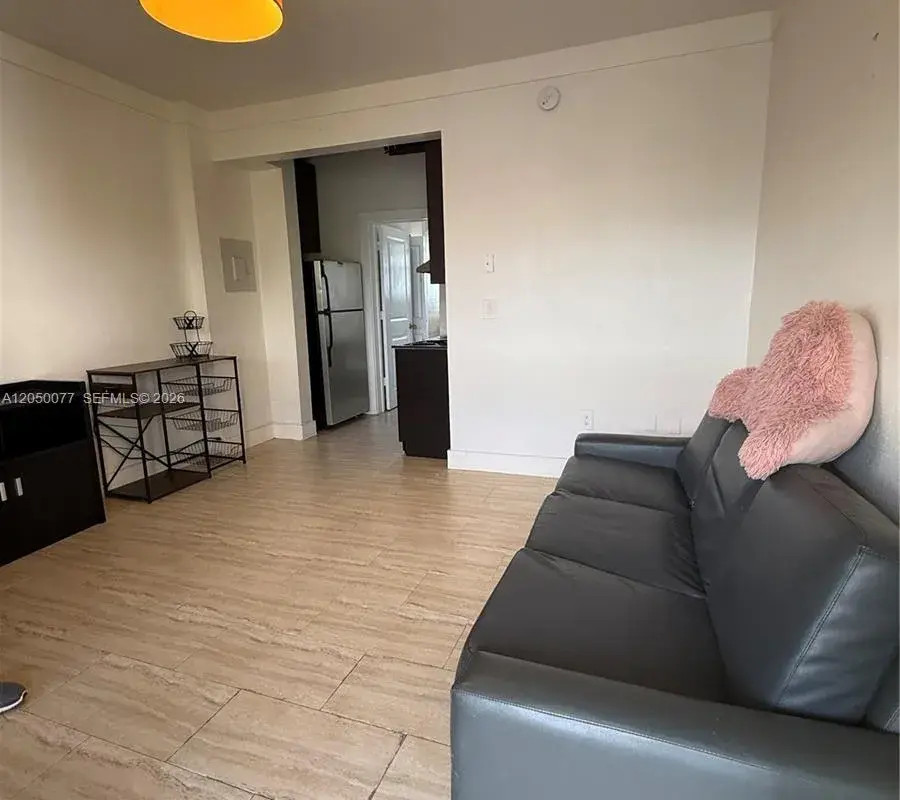1330 Pennsylvania Ave # 303, Miami Beach FL 33139