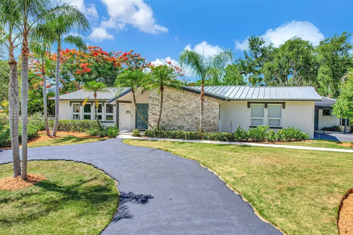 6952 SW 149th Ter, Palmetto Bay FL 33158
