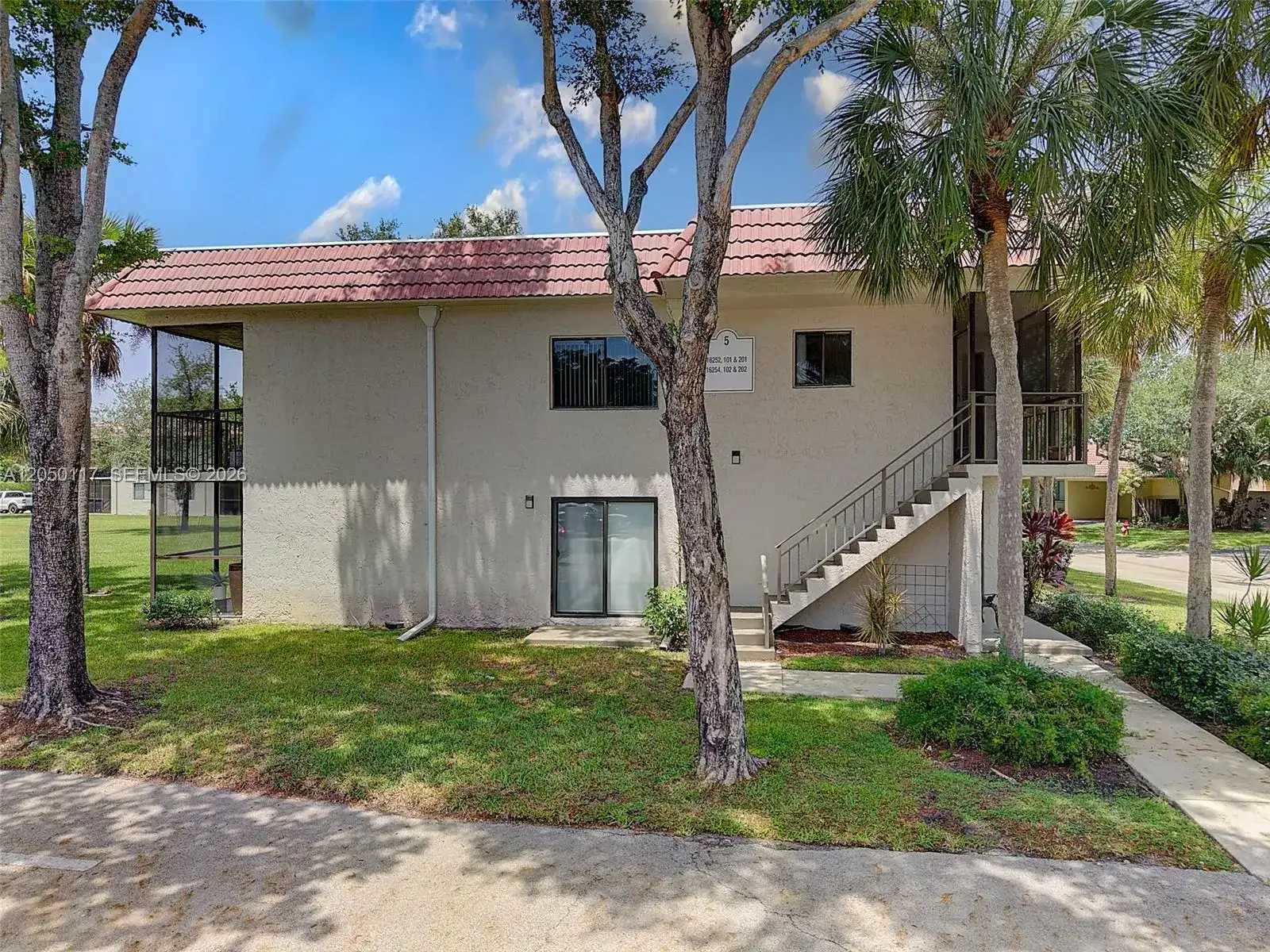 16252 Laurel Dr # 201, Weston FL 33326 photo 2