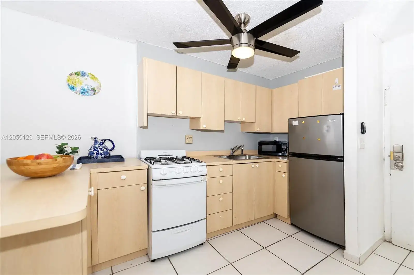 710 Washington Ave # 414, Miami Beach FL 33139 photo 5