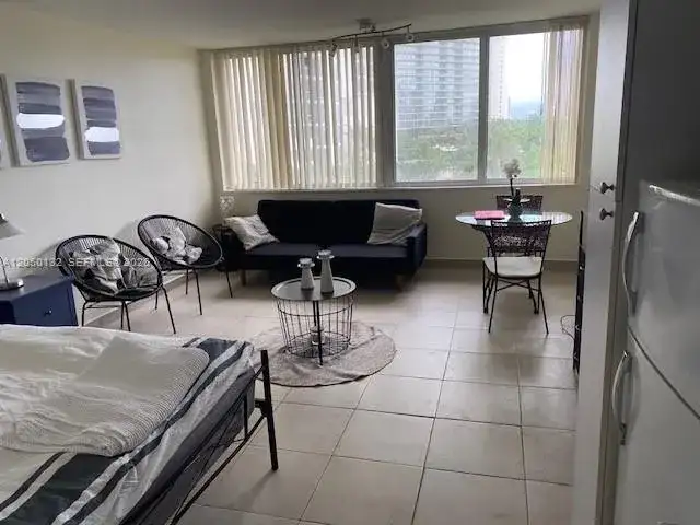 19201 E Collins Ave # 442, Sunny Isles Beach FL 33160 photo 2