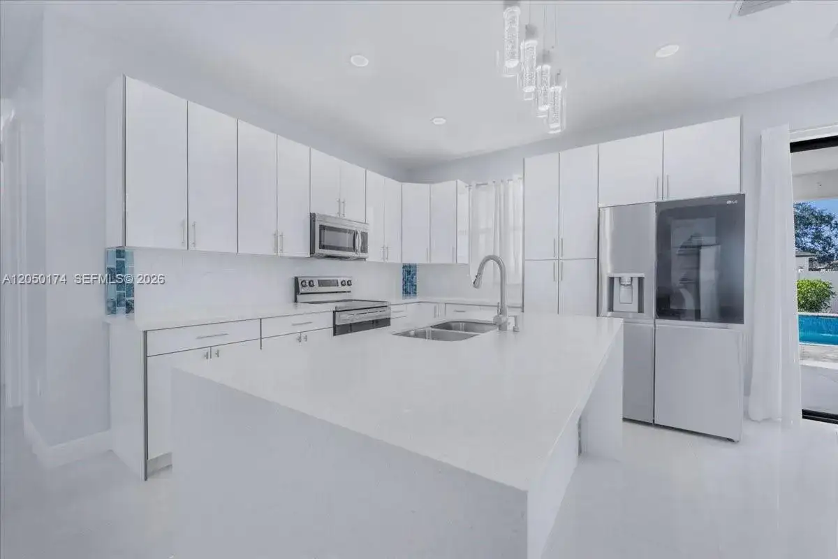 1114 NE 7th, Other City - In The State Of Florida FL 33909