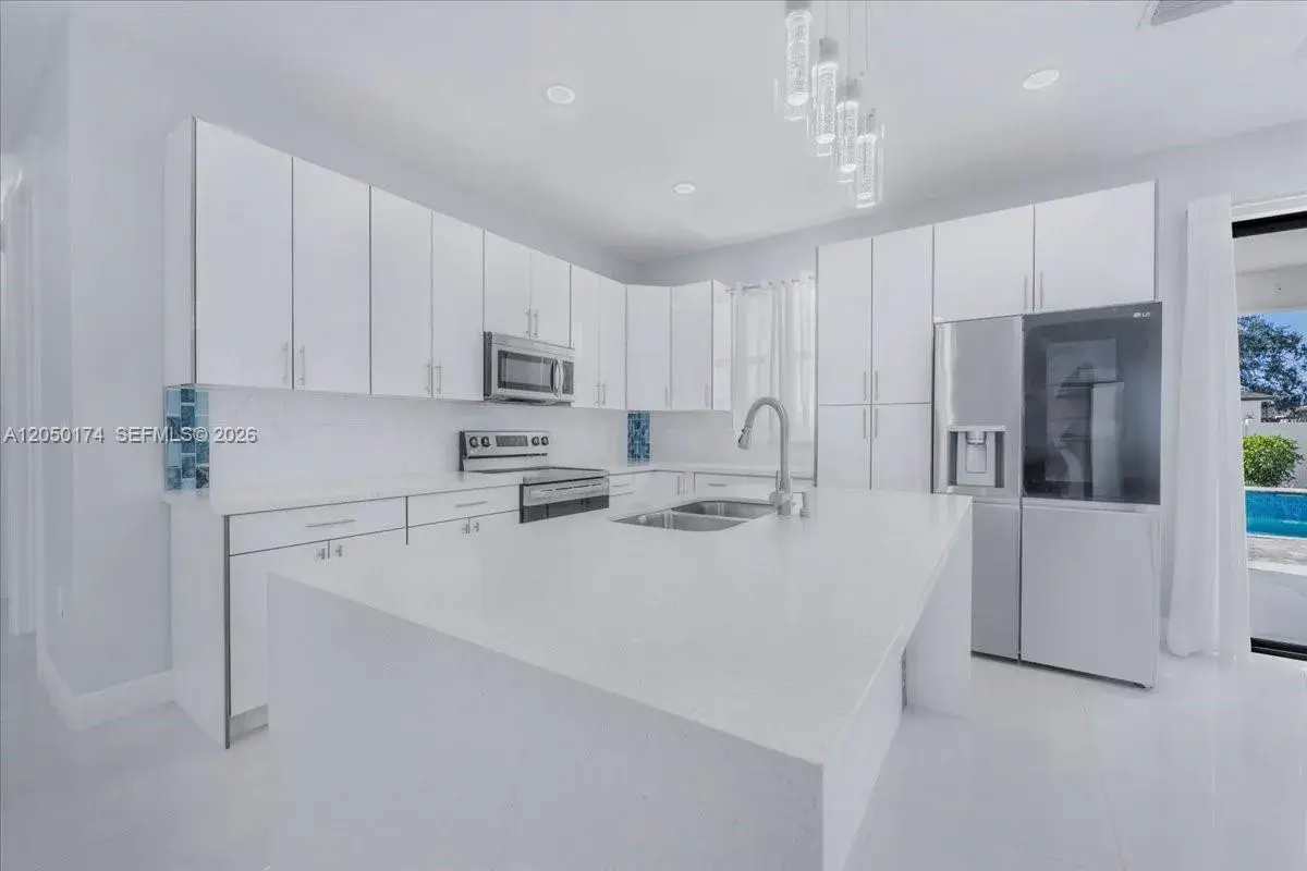 1114 NE 7th, Other City - In The State Of Florida FL 33909