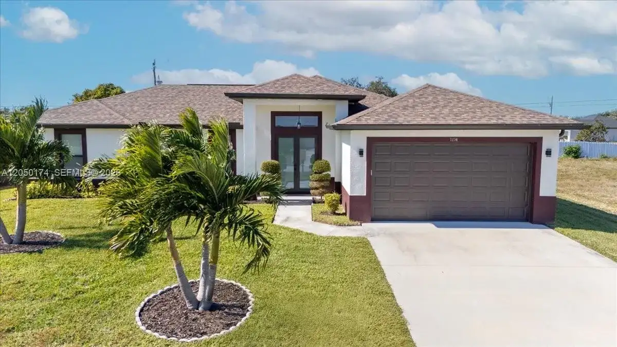 1114 NE 7th, Other City - In The State Of Florida FL 33909 photo 5